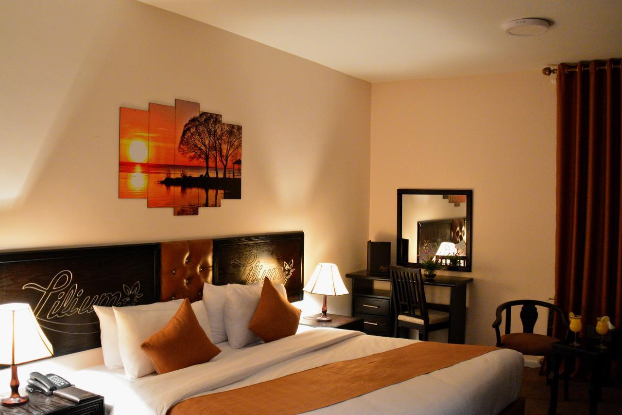 Lilium Hotel Safut Экстерьер фото