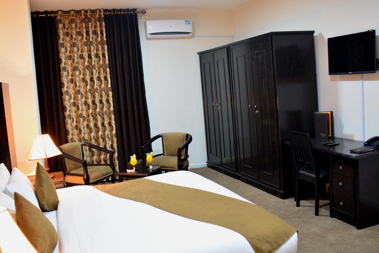 Lilium Hotel Safut Экстерьер фото